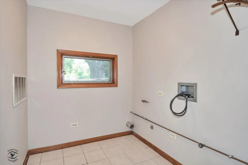 324 West Harrison Road Lombard IL 60148