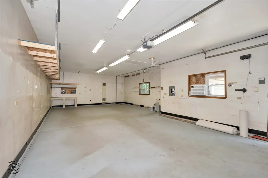324 West Harrison Road Lombard IL 60148