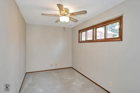 324 West Harrison Road Lombard IL 60148