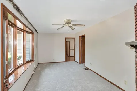 324 West Harrison Road Lombard IL 60148