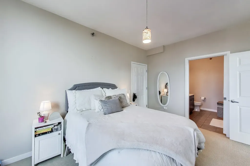757 North Orleans Street Chicago IL 60654