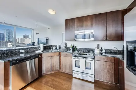757 North Orleans Street Chicago IL 60654