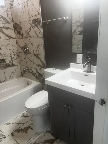 6813 South Wabash Avenue Chicago IL 60637