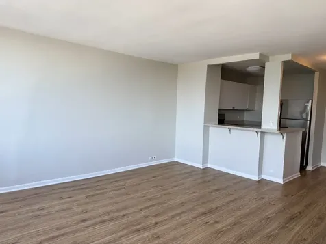2800 North Lake Shore Drive Chicago IL 60657