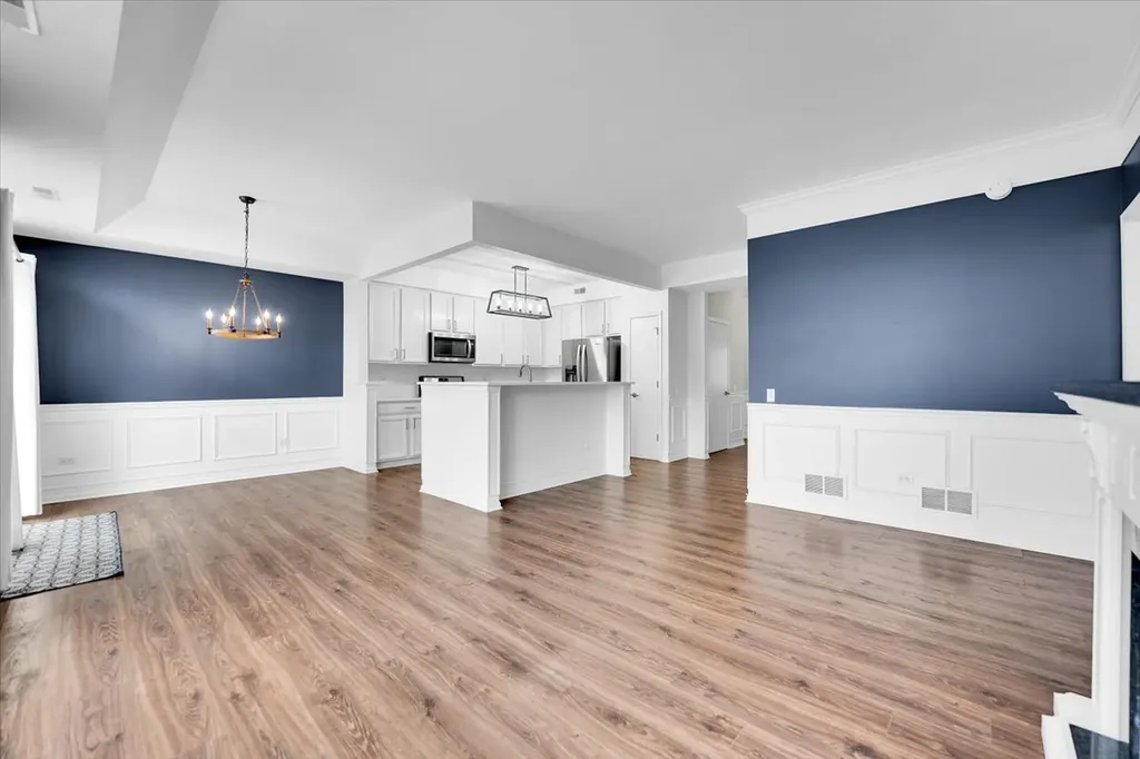 14084 Moraine Hills Drive Huntley IL 60142