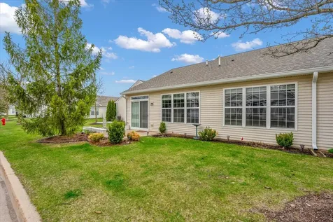 14084 Moraine Hills Drive Huntley IL 60142