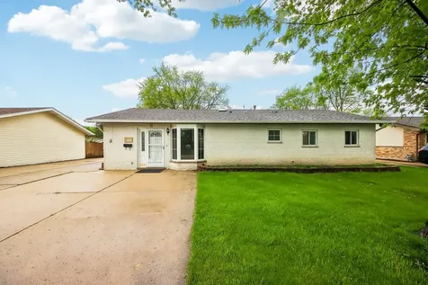 670 Lakeview Lane Hoffman Estates IL 60169