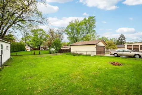 670 Lakeview Lane Hoffman Estates IL 60169