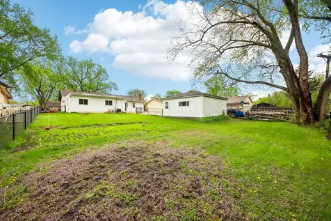 670 Lakeview Lane Hoffman Estates IL 60169