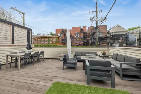 3236 North Kenmore Avenue Chicago IL 60657