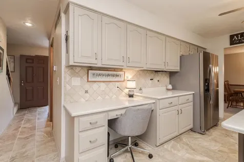 8833 Tamarac Way Bloomington IL 61705