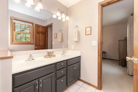 8833 Tamarac Way Bloomington IL 61705