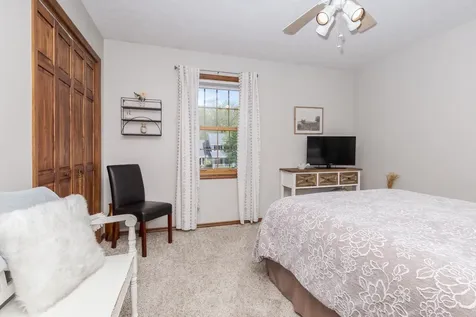8833 Tamarac Way Bloomington IL 61705