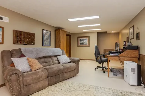 8833 Tamarac Way Bloomington IL 61705
