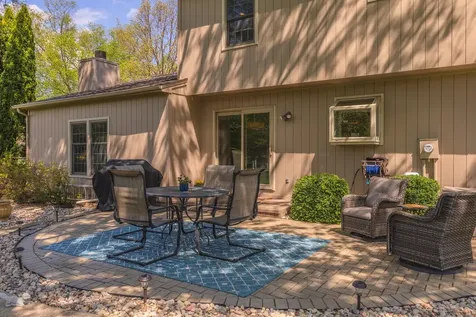 8833 Tamarac Way Bloomington IL 61705