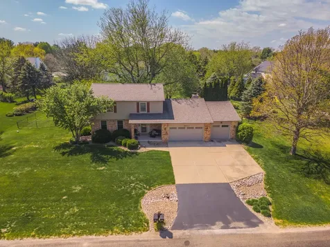 8833 Tamarac Way Bloomington IL 61705