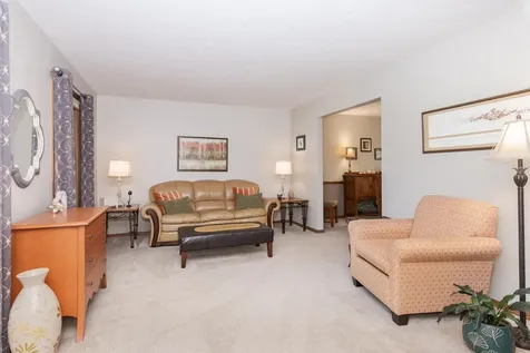 8833 Tamarac Way Bloomington IL 61705