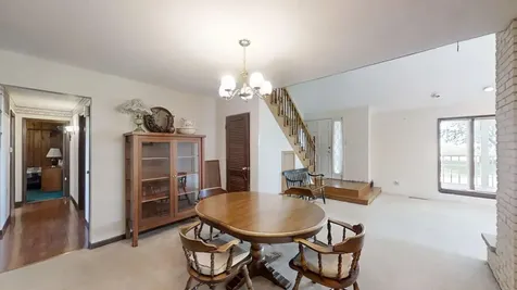2761 County Road 1700 Ogden IL 61859