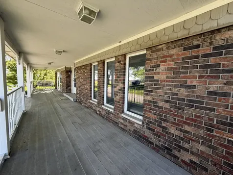 2761 County Road 1700 Ogden IL 61859