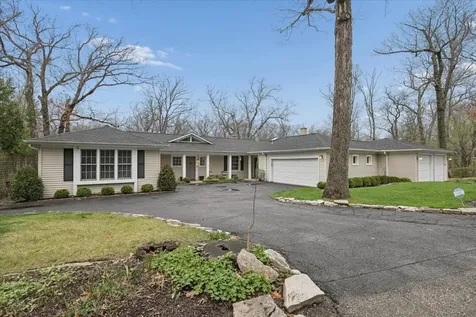 346 Crescent Drive Lake Bluff IL 60044