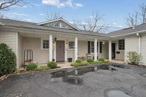 346 Crescent Drive Lake Bluff IL 60044
