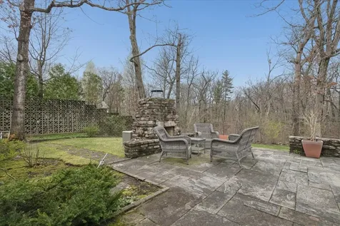 346 Crescent Drive Lake Bluff IL 60044