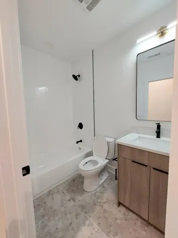 4625 South Michigan Avenue Chicago IL 60653