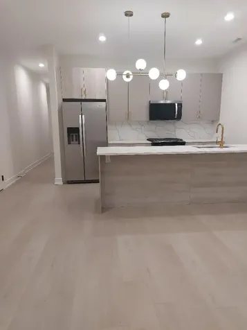 4625 South Michigan Avenue Chicago IL 60653