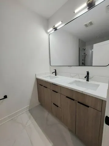4625 South Michigan Avenue Chicago IL 60653