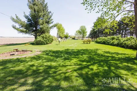 3743 South 8500 E Road St. Anne IL 60964