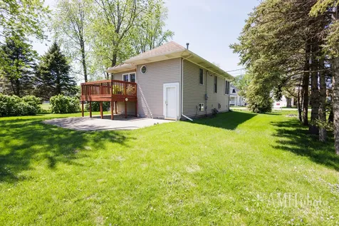 3743 South 8500 E Road St. Anne IL 60964