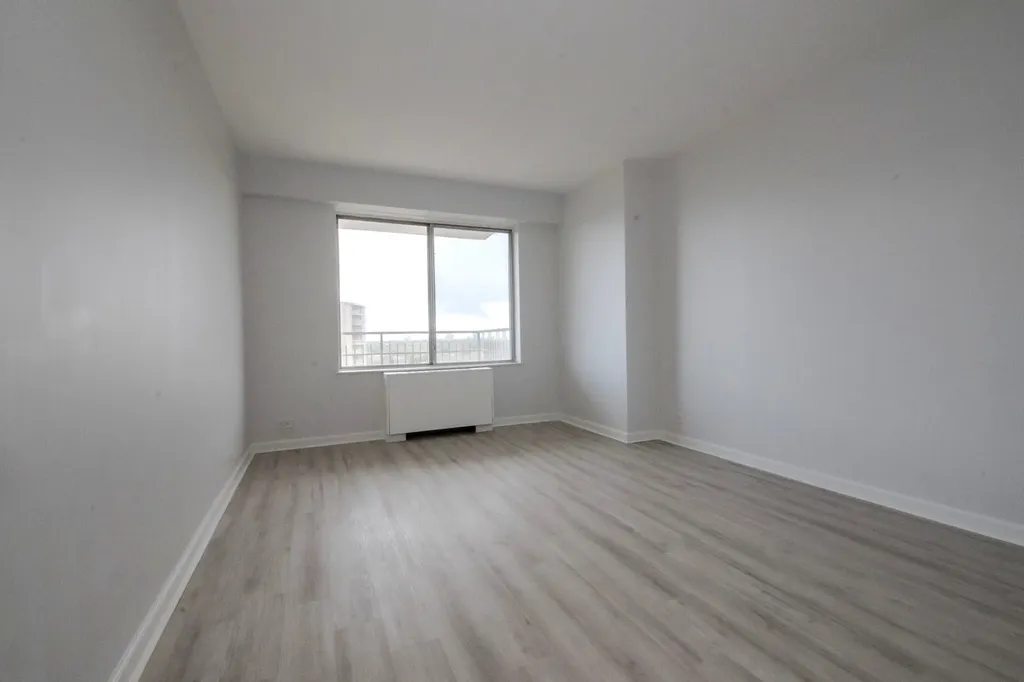 7033 North Kedzie Avenue Chicago IL 60645