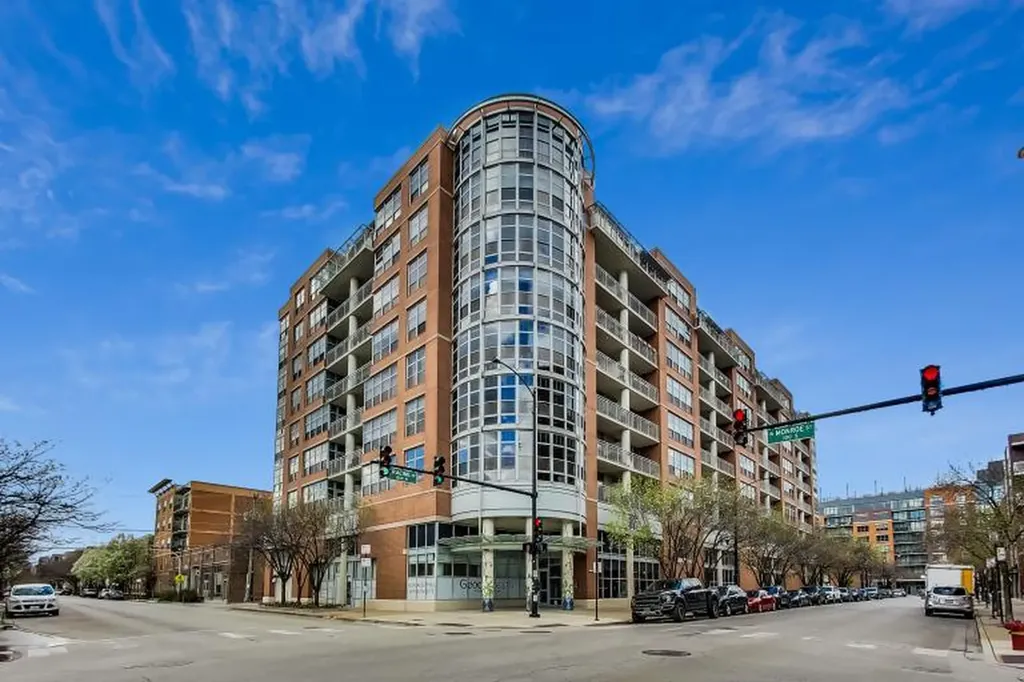 1200 West Monroe Street Chicago IL 60607