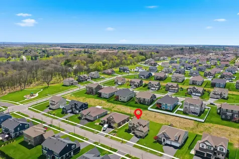 1127 Williamsbury Drive Crystal Lake IL 60012