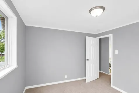 135 Westwood Drive Park Forest IL 60466