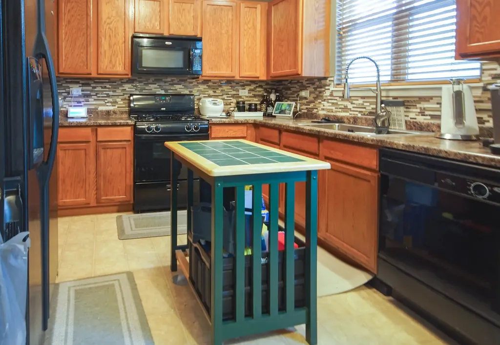 3373 Kentshire Circle Aurora IL 60504