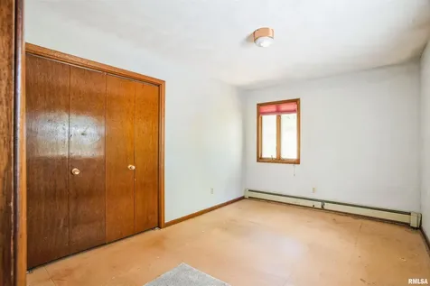 904 5TH Street Erie IL 61250