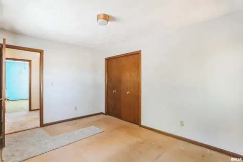 904 5TH Street Erie IL 61250