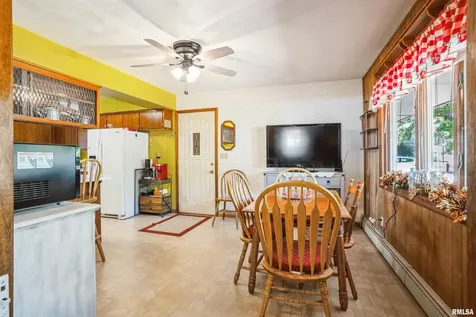 904 5TH Street Erie IL 61250