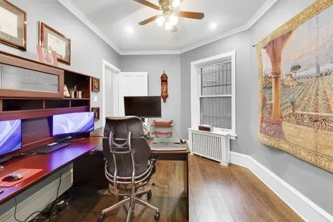440 West Oakdale Avenue Chicago IL 60657