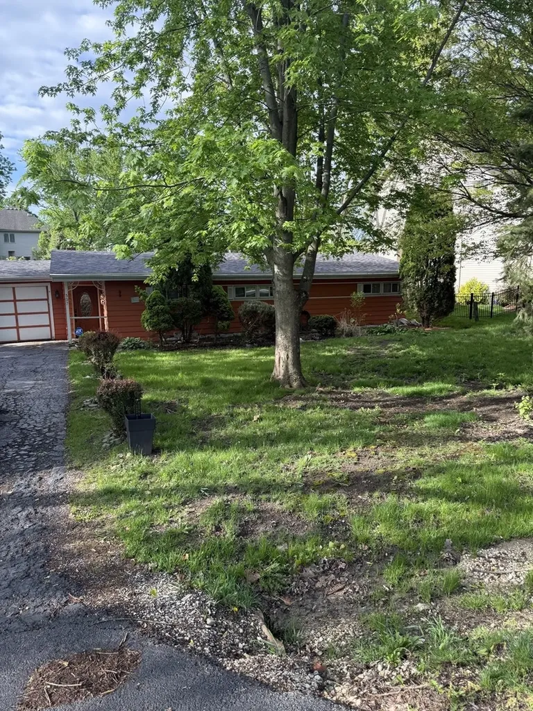 22W537 Cherry Lane Glen Ellyn IL 60137