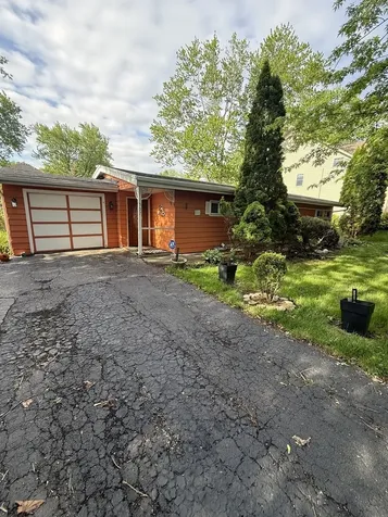 22W537 Cherry Lane Glen Ellyn IL 60137