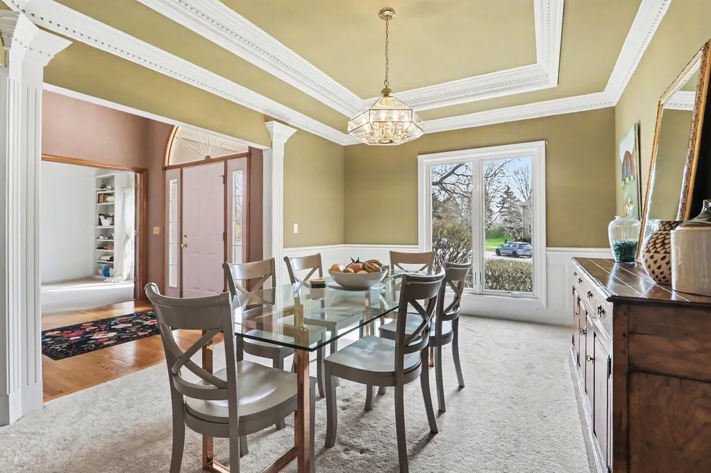 2598 Chasewood Court Aurora IL 60502