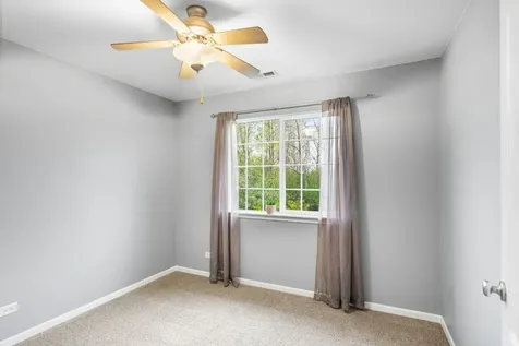 28088 West Niagara Street Lakemoor IL 60051