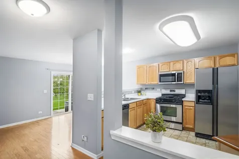 28088 West Niagara Street Lakemoor IL 60051