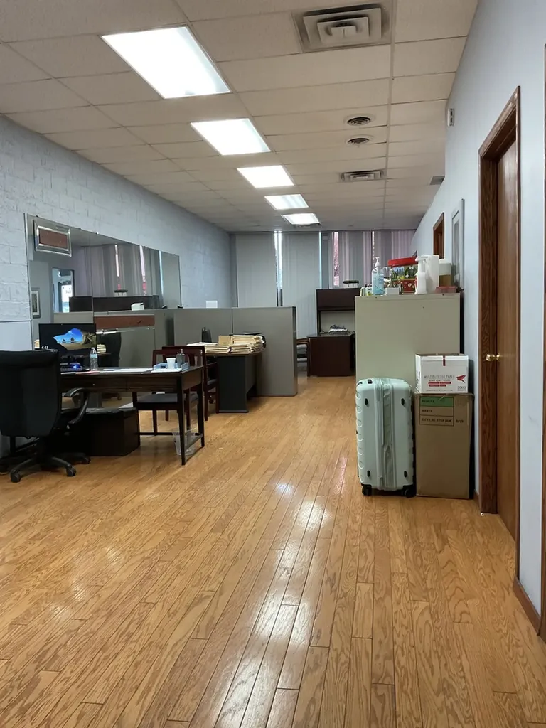 1747-1749 East 87th Street Chicago IL 60617