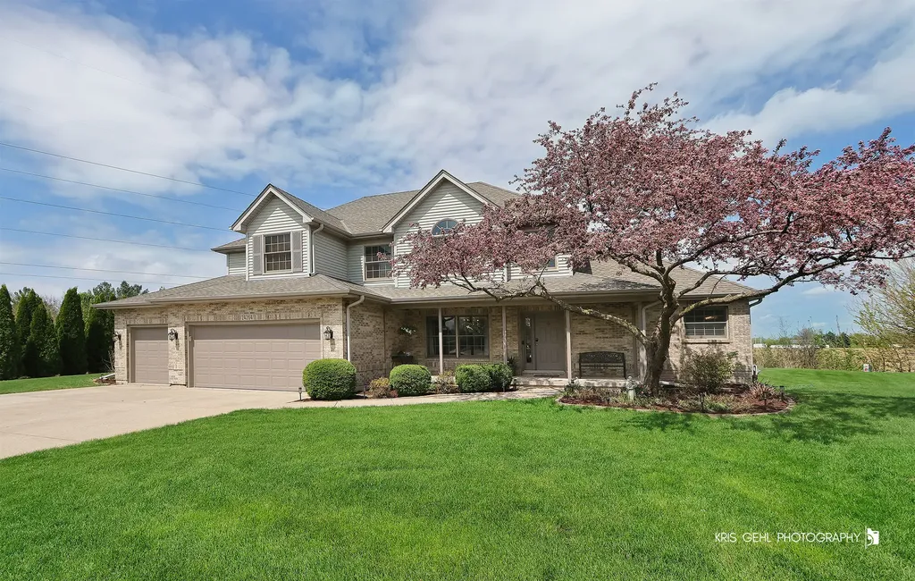24264 Simo Drive Plainfield IL 60586