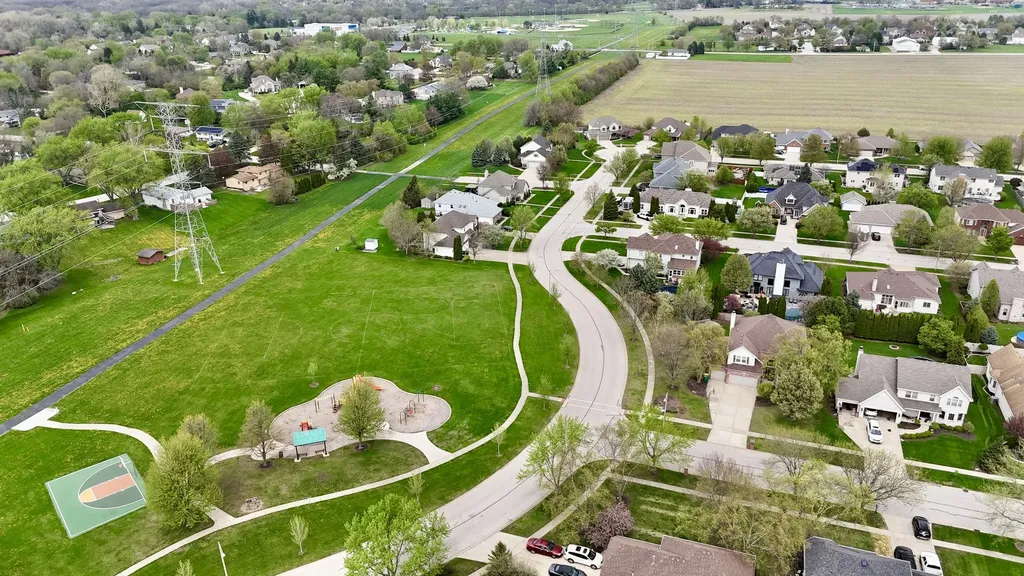 24264 Simo Drive Plainfield IL 60586