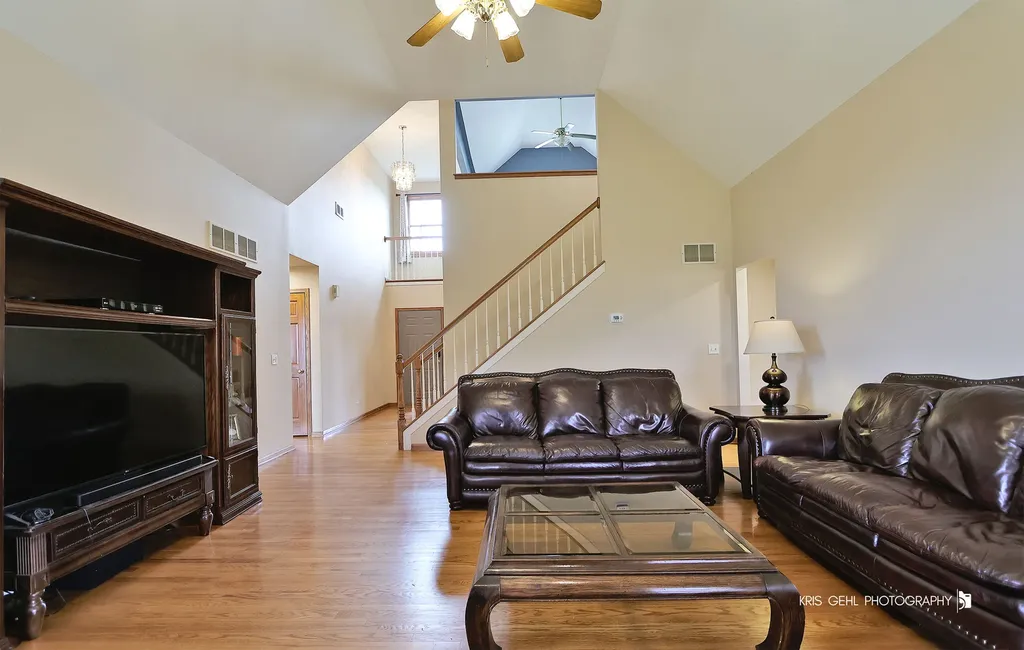 24264 Simo Drive Plainfield IL 60586