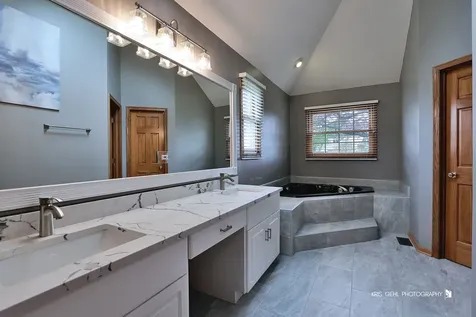 24264 Simo Drive Plainfield IL 60586